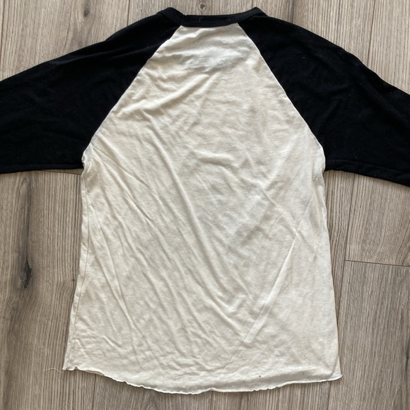 Obey 3/4 sleeve tee - Picture 3 of 3